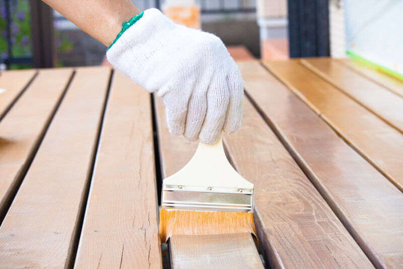 Find out how waterproof sealant helps with your summer DIY jobs