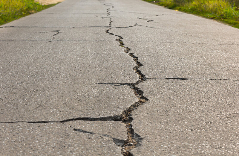 fix cracks in concrete driveway